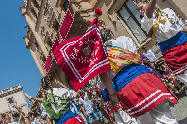 Bal de bastons op festa major in sitges, Spanje — Stockfoto