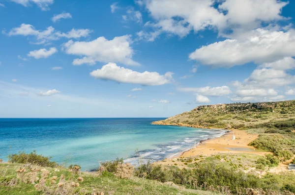 Ramla bay, på den norra sidan av gozo, malta — Stockfoto