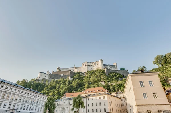 Kapitelplatz torget i salzburg, Österrike — Stockfoto