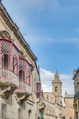 izmirli evde mdina, malta