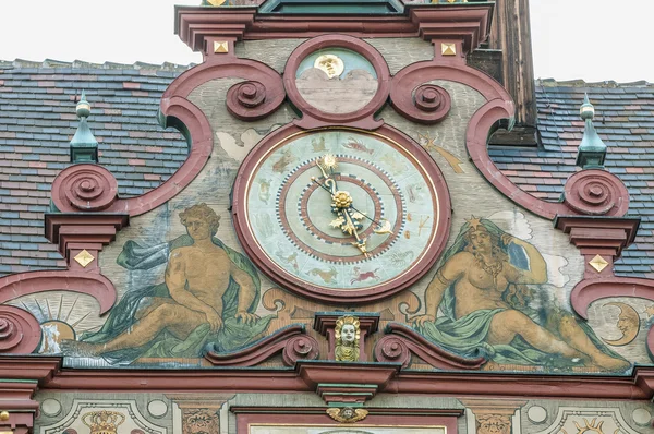 Câmara Municipal na Praça do Mercado em Tubingen, Alemanha — Fotografia de Stock