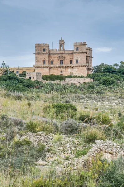 Selmun slott ligger i malta — Stockfoto