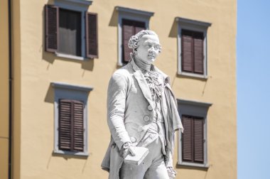carlo osvaldo Goldoni heykeli bulunan Floransa, İtalya