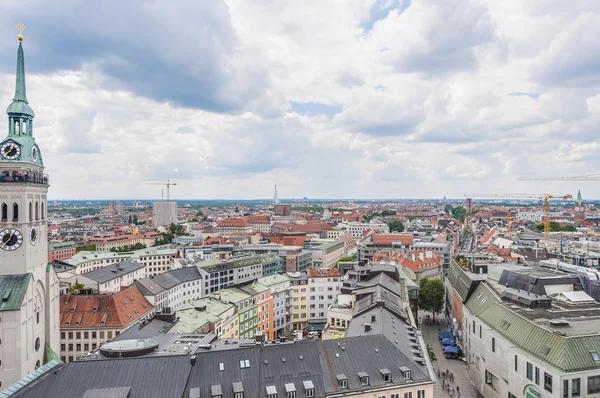 Widok z Monachium widziana z wieży neues rathaus. — Zdjęcie stockowe