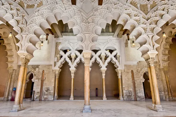 Palazzo Aljaferia a Saragozza, Spagna — Foto Stock