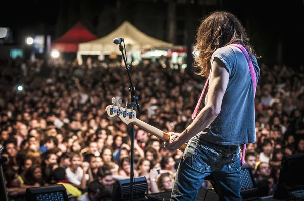 Amelie içinde "hard rock la merce kayalar" konserinde gerçekleştirir. Stok Fotoğraf