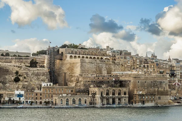 Valletta frente al mar sur en Malta — Foto de Stock