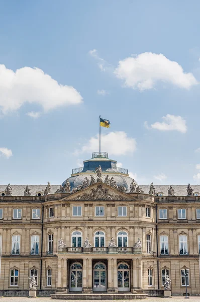 Novo Palácio em Schlossplatz em Estugarda, Alemanha — Fotografia de Stock