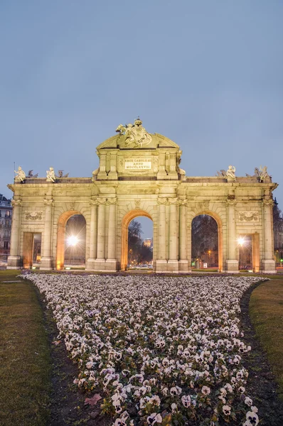 Puerta de alcala σε Μαδρίτη, Ισπανία — Φωτογραφία Αρχείου