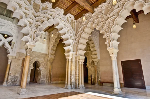 Palácio de Aljaferia em Zaragoza, Espanha — Fotografia de Stock