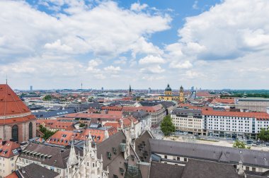 görünüm olarak neues rathaus kuleden görülen Münih.