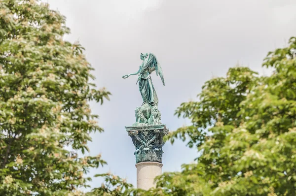 Columna del Jubileo en la Plaza del Castillo en Stuttgart, Alemania — Foto de Stock