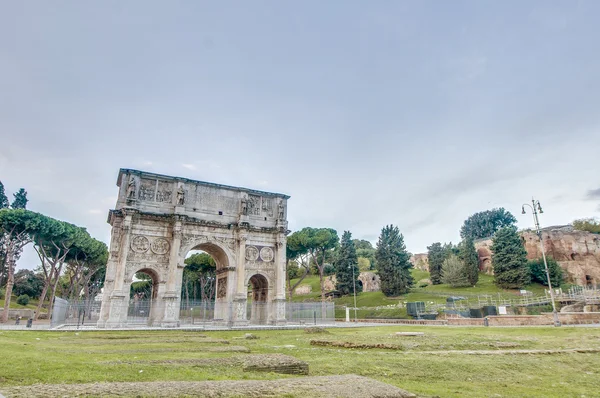 イタリア、ローマのコンスタンティンのアーチ — ストック写真