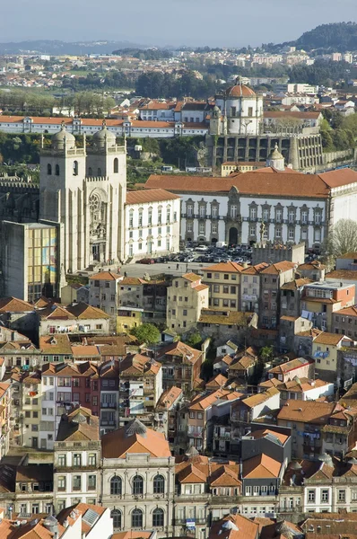 Porto skyline vanaf clerigos toren, portugal — Stockfoto