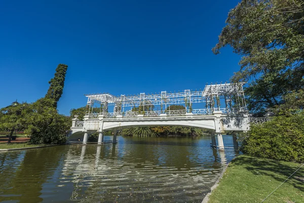 Rondabout su Palermo Woods a Buenos Aires . — Foto Stock