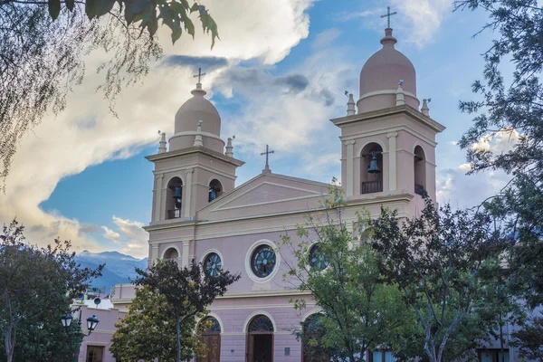 Kyrkan i cafayate i salta argentina. — Stockfoto