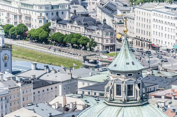 Кафедральний собор Зальцбурга (salzburger dom) в Зальцбург, Австрія — стокове фото