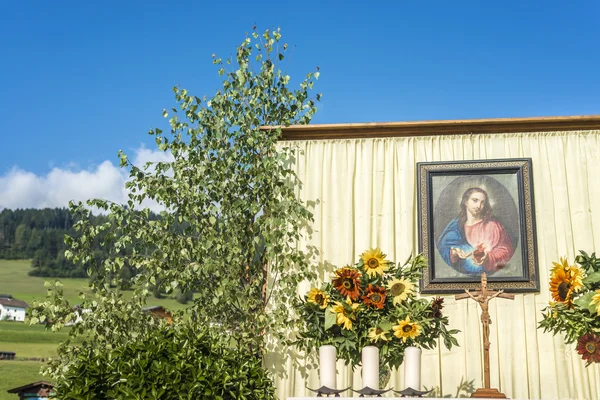 Maria Hemelvaart processie oberperfuss, Oostenrijk. — Stockfoto