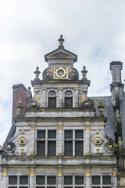 Grand place tournai v Belgii — Stock fotografie