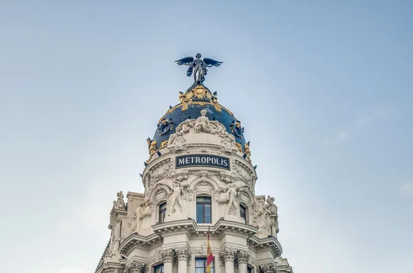 Metropolis byggnad i madrid, Spanien — Stockfoto