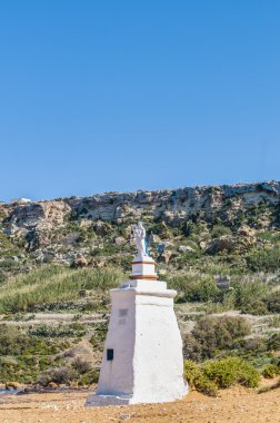 Ramla beach kuzey tarafında gozo, malta