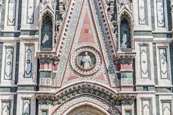 大教堂 di santa maria del fiore 在佛罗伦萨，意大利 — 图库照片