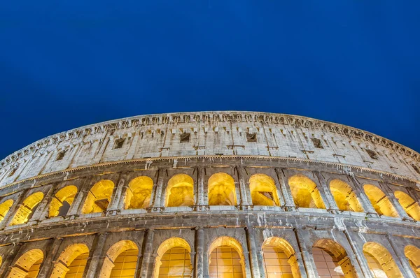 O Coliseu, ou o Coliseu em Roma, Itália — Fotografia de Stock