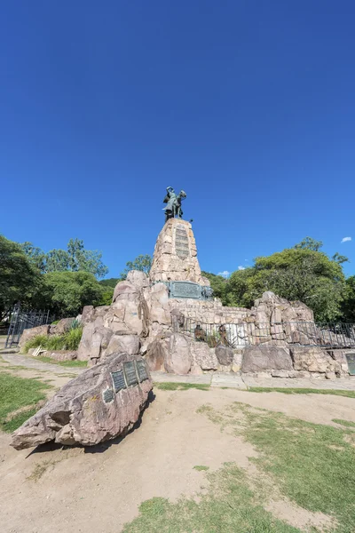 Denkmal für martin miguel de guemes, salta — Stockfoto