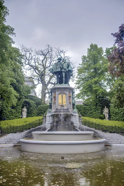 Petit sablon-torget i Bryssel, Belgien — Stockfoto