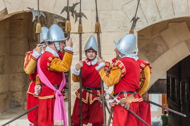 içinde Guardia törende st. jonh's cavalier, birgu, malta.
