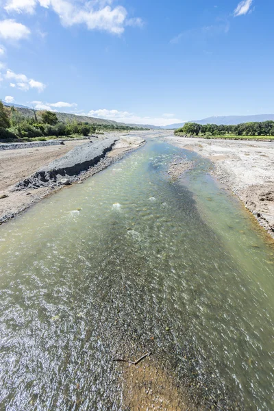 Rivière Calchaqui à Salta, nord de l'Argentine . — Photo