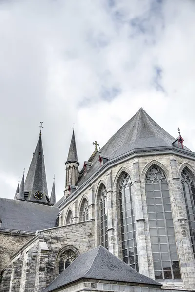 Kostel Saint-jacques v tournai, Belgie. — Stock fotografie