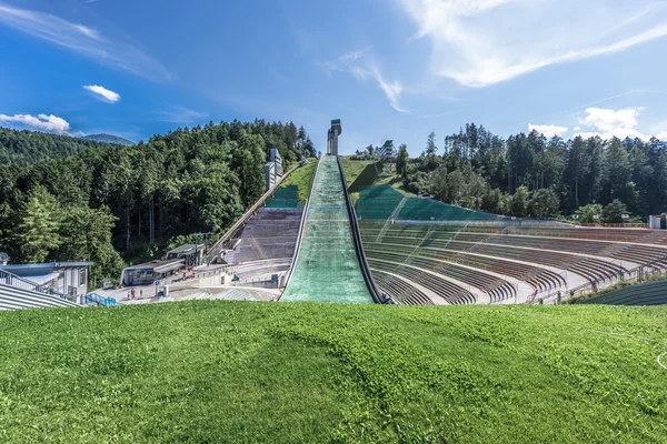 Wieża Bergisel w Innsbrucku, austria. — Zdjęcie stockowe