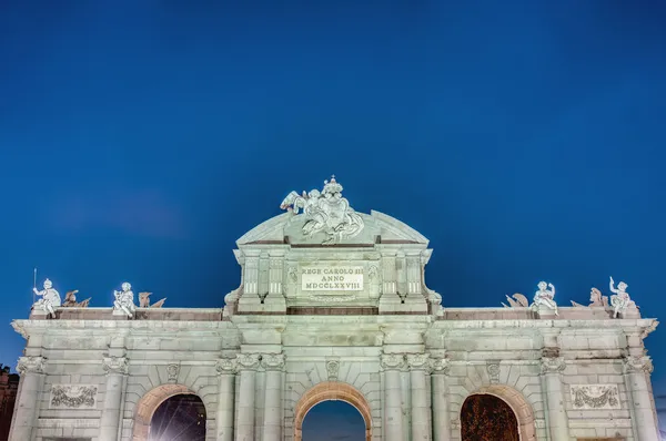 Puerta de alcala v Madridu, Španělsko — Stock fotografie