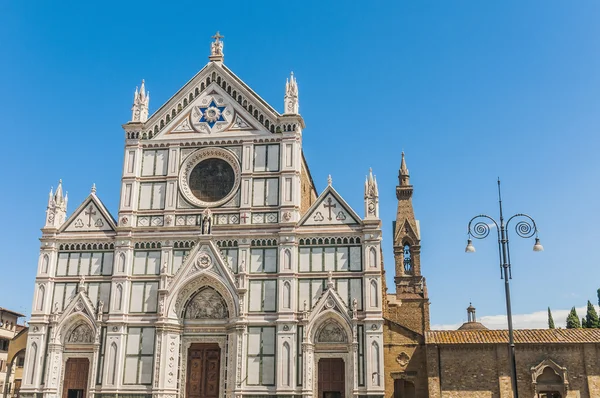 A Basílica da Santa Cruz em Florença, Itália — Fotografia de Stock