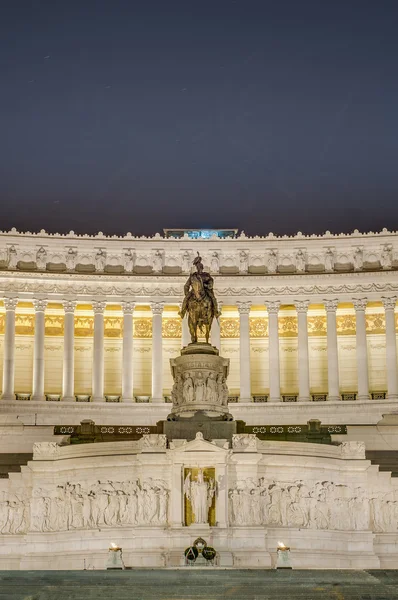 Národní památník Victor emmanuel v Římě, Itálie. — Stock fotografie