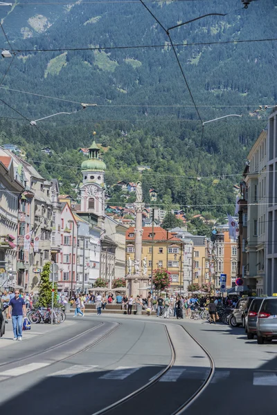 Maria theresien ulice v Innsbrucku, Rakousko. — Stock fotografie