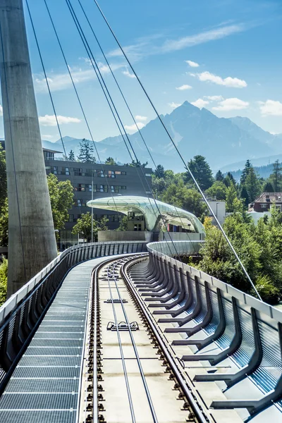 Ferrocarriles por cable Innsbrucker Nordkette en Austria . —  Fotos de Stock