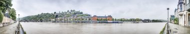 Meuse Nehri Namur, Belçika