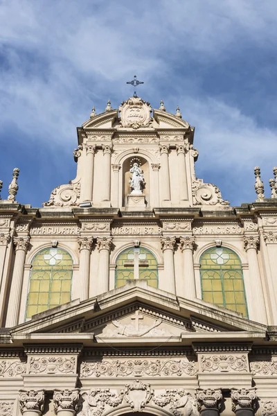 Iglesia san francisco de la ciudad de san salvador de jujujuy, argentina. — Stockfoto