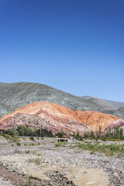 七种颜色在阿根廷胡胡伊山. — 图库照片