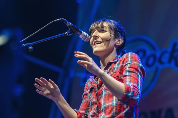 Amelie actúa en el concierto "Hard Rock Rocks La Merce" dentro de — Foto de Stock