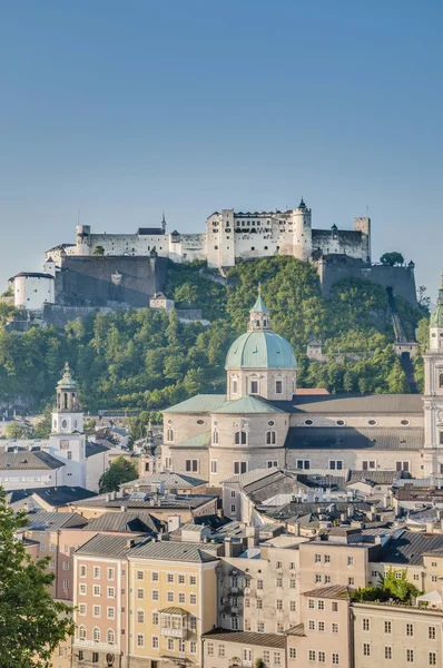 Castelo de Hohensalzburg (Festung Hohensalzburg) em Salzburgo, Austri — Fotografia de Stock