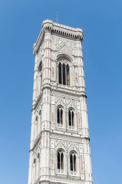 De basilica di santa maria del fiore in florence, Italië — Stockfoto
