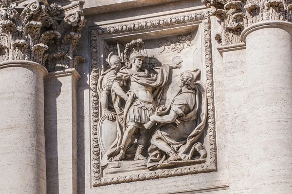 Fonte de Trevi, a fonte barroca em Roma, Itália . — Fotografia de Stock