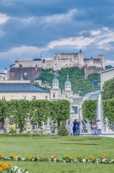 Mirabell tuin (mirabellgarten) in salzburg, Oostenrijk — Stockfoto