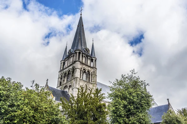 Saint-jacques kerk in tournai, België. — Stockfoto