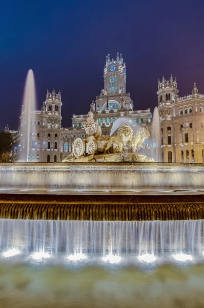 Cibeles-Brunnen bei Madrid, Spanien — Stockfoto