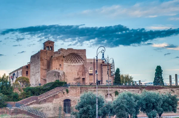 Das Forum Romanum in Rom, Italien. — Stockfoto