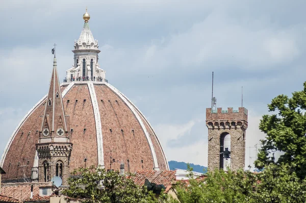 大教堂 di santa maria del fiore 在佛罗伦萨，意大利 — 图库照片